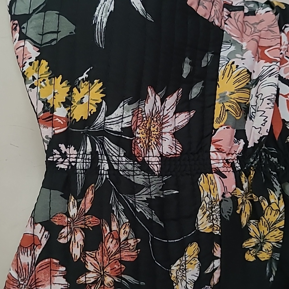 NwT Floral Fitted Crop Top - Picture 4 of 9